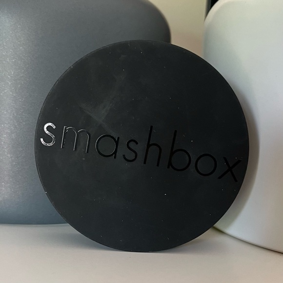 smashbox - Cream to Powder Foundation - Picture 3 of 6